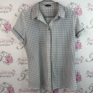 Chic by Jacob T-shirt button up plaid Chic Black and White Grid Blouse